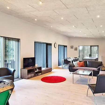 Luxury Retreat With - By Traum